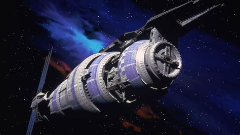  Babylon 5 – Eine Raumstation voller Intrigen und kosmischer Mysterien!