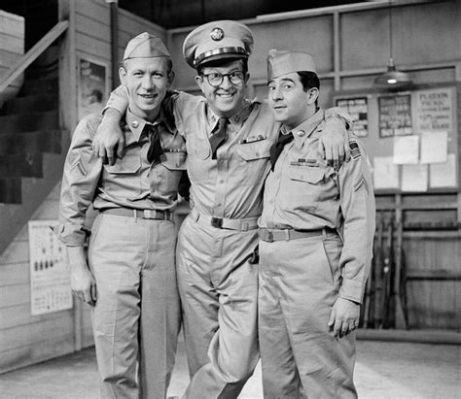 The Phil Silvers Show: Eine absurde Komödie über den chaotischen Militäralltag und den unvergesslichen Sergeant Bilko!